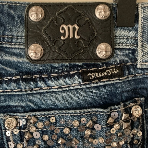 Miss Me Embellished Sequin /Rhinestone Easy Boot Cut Low Rise Jeans 26 - Picture 12 of 13